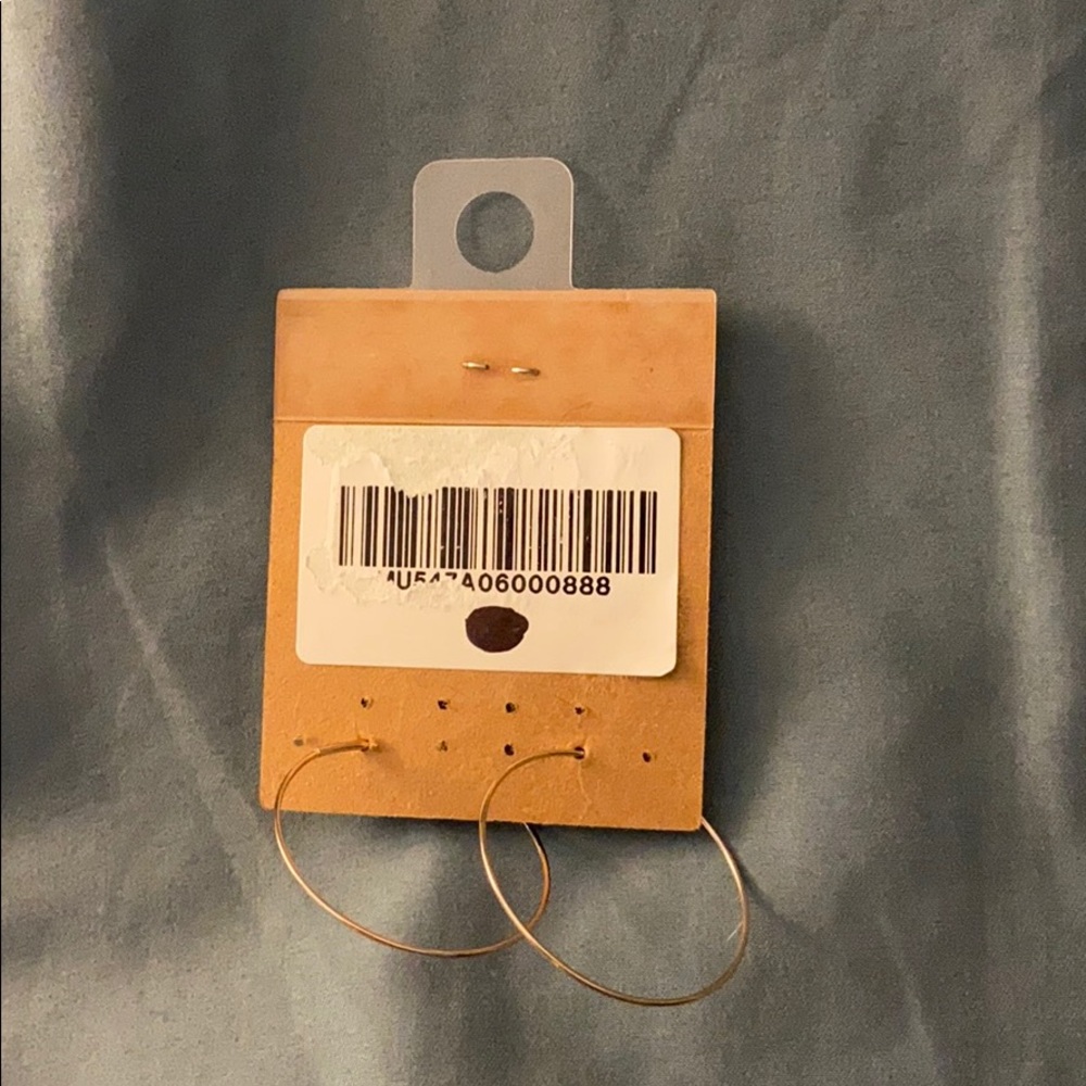 ***SOLD*** Brandy Melville Gold Hoop Earrings - Picture 3 of 3